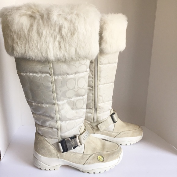 white coach winter boots